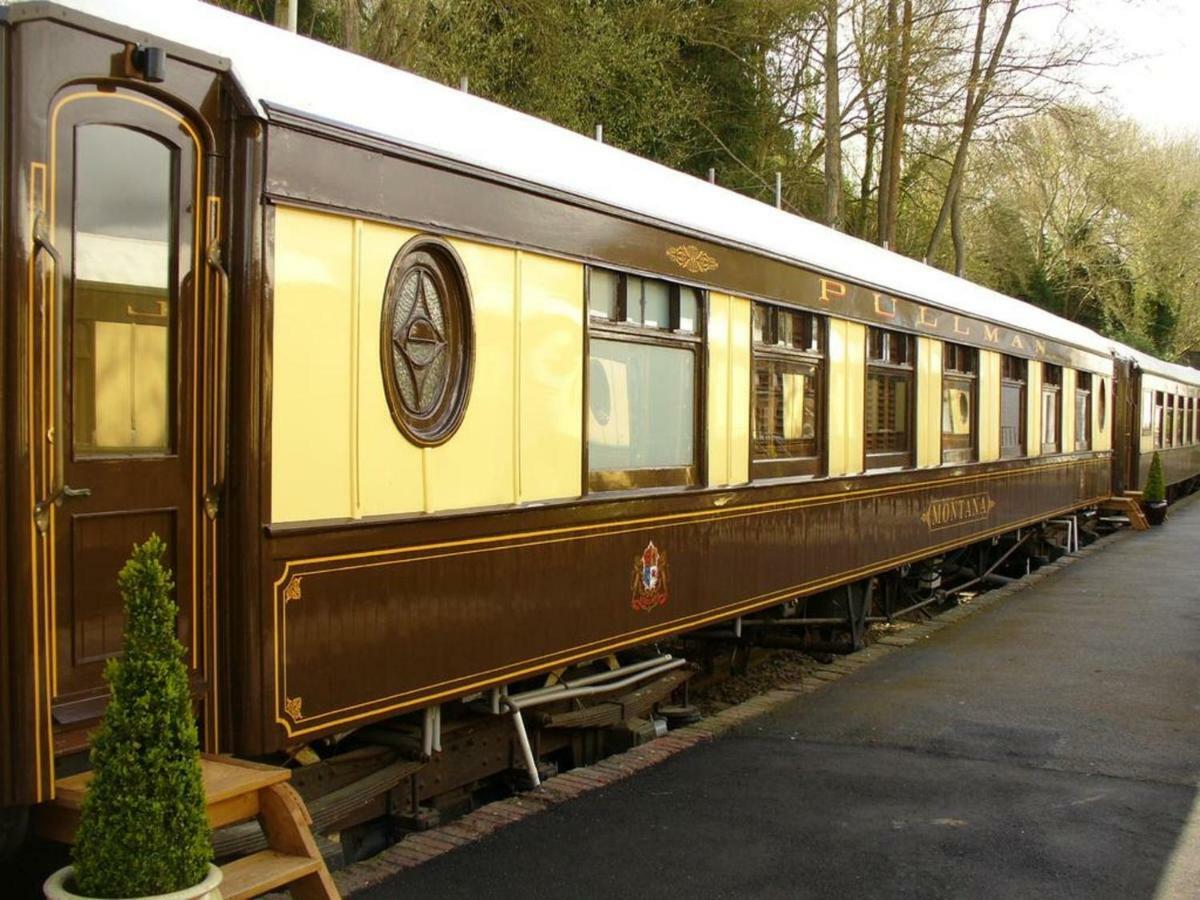 The Old Railway Station Bed & Breakfast Petworth Exterior photo