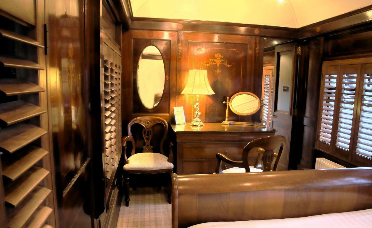 The Old Railway Station Bed & Breakfast Petworth Exterior photo